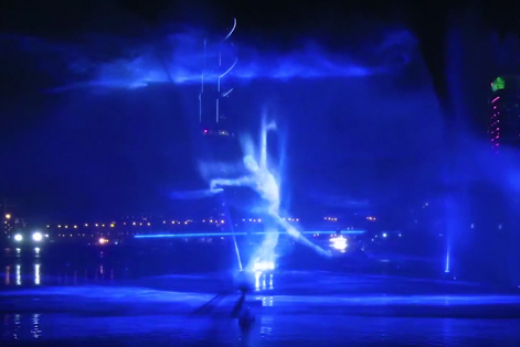 نور پردازی سه بعدی روی آب برج خلیفه دبی